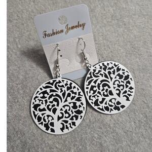 Fashion Jewelry Acryllic White Tree of Life on Black Background Dangle Earrings